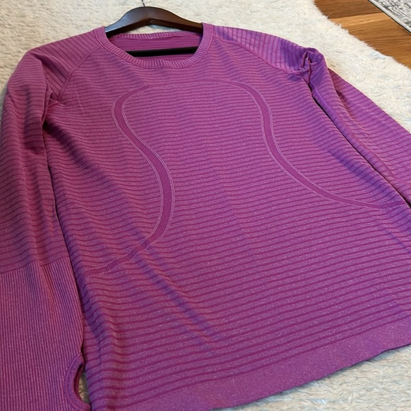 Lululemon Swiftly Tech Long Sleeve Crew, sz 10 - Picture 4 of 7